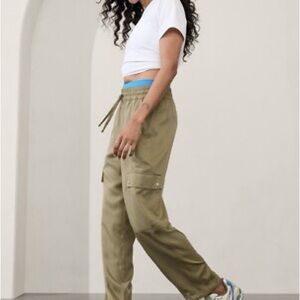 Athleta Celestial High Rise Utility Olive Branch Jogger Pants Medium